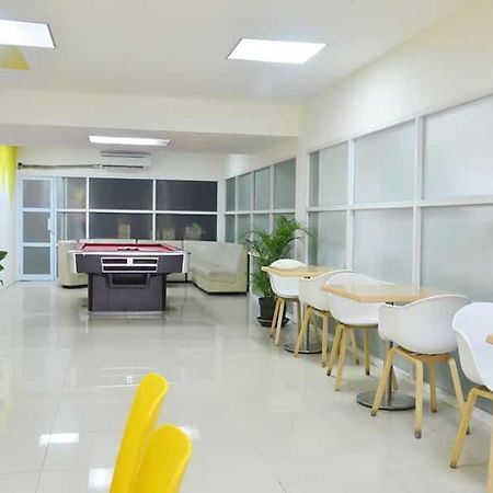 Catania Inn Palembang Esterno foto
