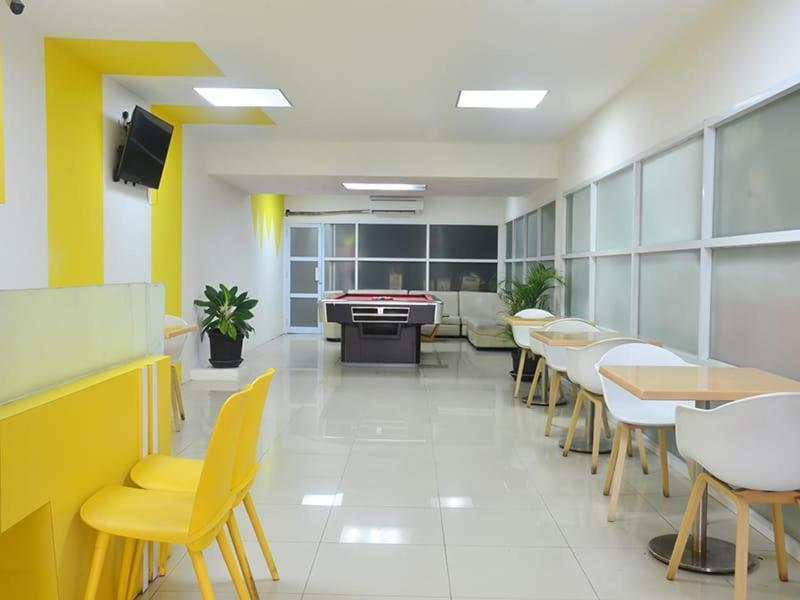 Catania Inn Palembang Esterno foto